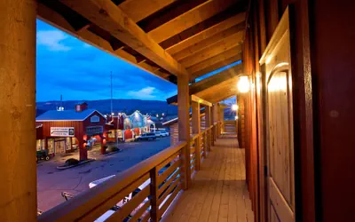 Photo 2 - Cousins Country Inn
