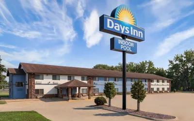 Photo 2 - Days Inn by Wyndham Mankato