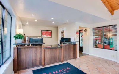 Photo 4 - Ramada by Wyndham Mountain View