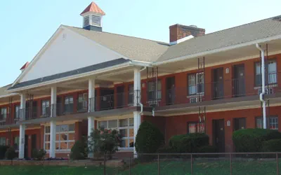 Photo 2 - Econo Lodge Williamsport