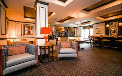 Photo 5 - The Dunhill Hotel