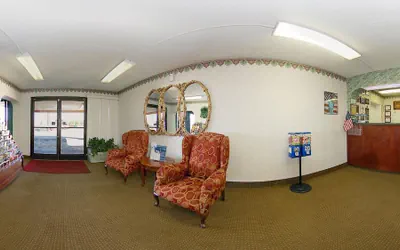Photo 2 - Days Inn by Wyndham Dickson