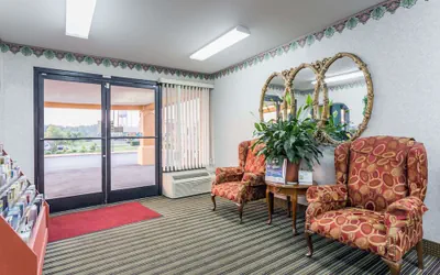 Photo 3 - Days Inn by Wyndham Dickson