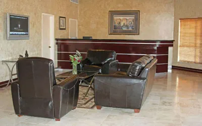 Photo 3 - Weatherford Heritage Inn
