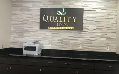 Photo 4 - Quality Inn Forsyth - Decatur