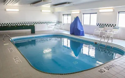 Photo 2 - Quality Inn Forsyth - Decatur