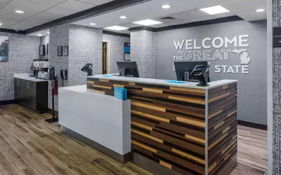 Photo 5 - Hampton Inn Detroit/Northville