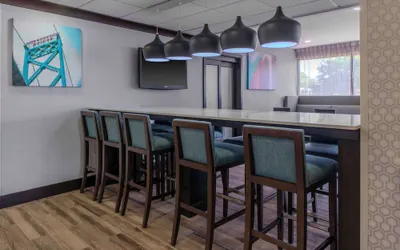 Photo 3 - Hampton Inn Detroit/Northville