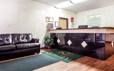 Photo 5 - Quality Inn & Suites Champaign North - Urbana