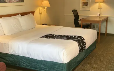 Photo 5 - La Quinta Inn by Wyndham Tyler