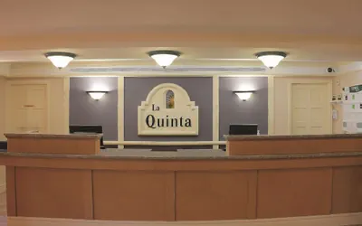 Photo 2 - La Quinta Inn by Wyndham Tyler