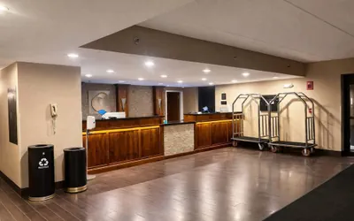 Photo 3 - Comfort Inn Farmington Hills - Detroit Northwest
