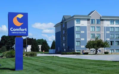 Photo 2 - Comfort Inn & Suites Glen Mills - West Chester