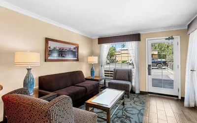 Photo 3 - Best Western University Lodge