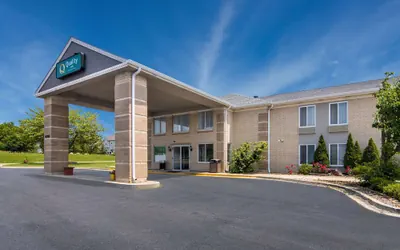 Photo 2 - Quality Inn Aurora - Naperville Area