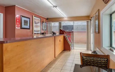 Photo 4 - Econo Lodge Charlottesville North - University Area