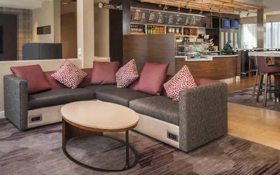 Photo 3 - Courtyard by Marriott Washington Dulles Airport Chantilly