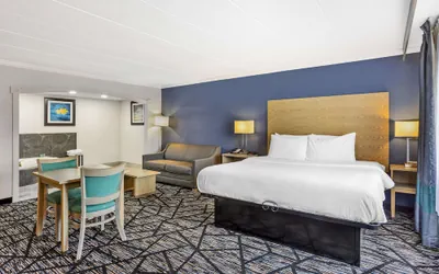 Photo 2 - Best Western Westgate Inn