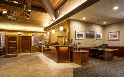 Photo 2 - Best Western Plus Tree House