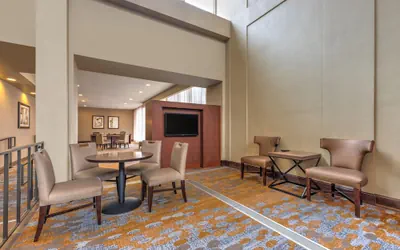 Photo 4 - Wyndham Midland Downtown