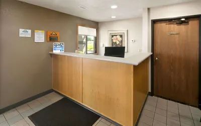 Photo 3 - Days Inn by Wyndham Willmar