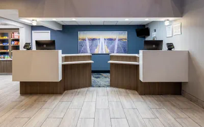 Photo 4 - Baymont by Wyndham White Plains - Elmsford