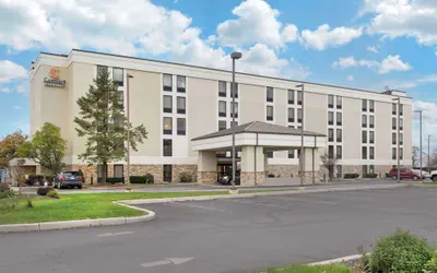 Photo 2 - Comfort Inn & Suites Johnstown - Richland Town Center