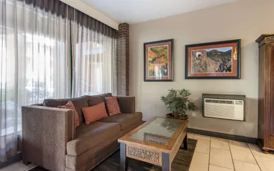 Photo 4 - Best Western Plus Rio Grande Inn