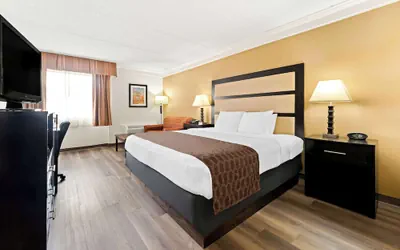Photo 5 - Best Western Riverside Inn