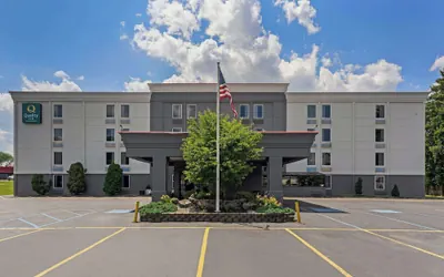 Photo 2 - Quality Inn Easton