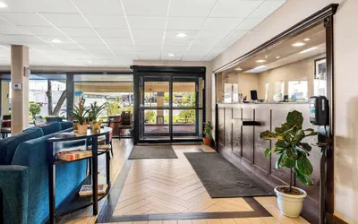Photo 3 - SureStay Plus by Best Western Reading North