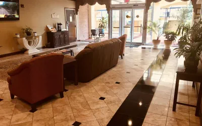 Photo 3 - Quality Inn & Suites Conference Center Statesboro Historic District
