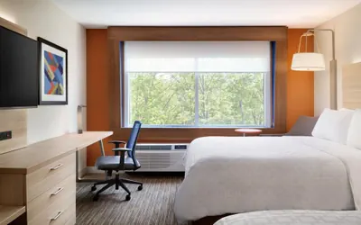 Photo 4 - Holiday Inn Express Flint-Campus Area by IHG