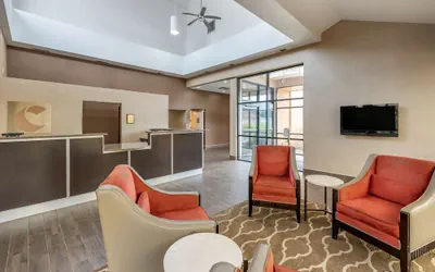 Photo 4 - Comfort Inn Cincinnati Northeast