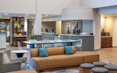Photo 3 - Doubletree by Hilton Campbell - Pruneyard Plaza