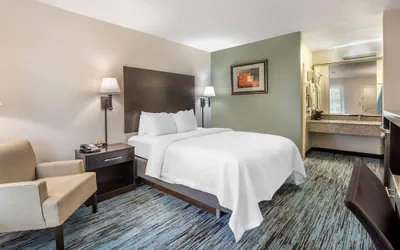 Photo 5 - Quality Inn Mount Airy Mayberry