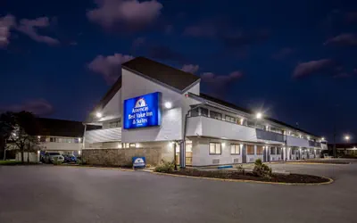 Photo 2 - Americas Best Value Inn Kansas City E Independence