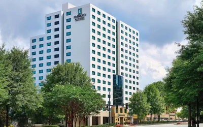 Photo 2 - Embassy Suites by Hilton Atlanta Buckhead