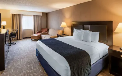 Photo 4 - Best Western Greenfield Inn