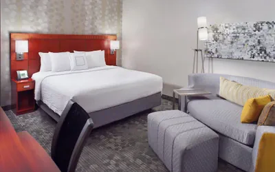 Photo 4 - Courtyard by Marriott Greensboro