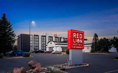 Photo 2 - Red Lion Hotel & Conference Center Cheyenne