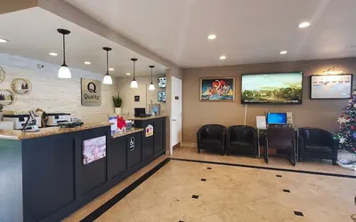 Photo 4 - Quality Inn & Suites Anaheim At The Park