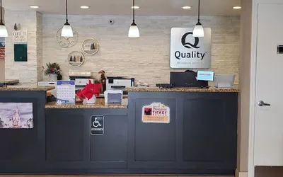 Photo 5 - Quality Inn & Suites Anaheim At The Park