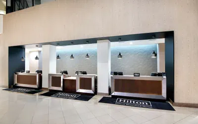 Photo 4 - DoubleTree by Hilton Stamford