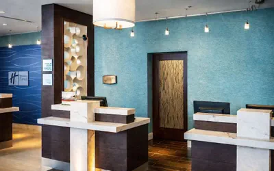 Photo 3 - Holiday Inn Express at Monterey Bay by IHG