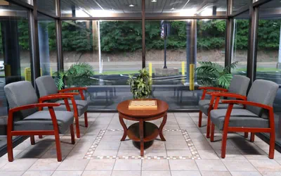 Photo 3 - Days Inn by Wyndham Pittsburgh