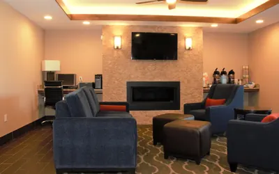 Photo 3 - Comfort Inn Medford North
