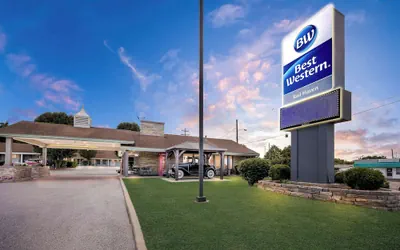 Photo 2 - Best Western Route 66 Rail Haven