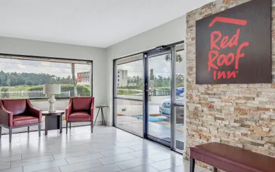 Photo 3 - Red Roof Inn MacClenny