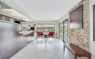 Photo 4 - Red Roof Inn MacClenny